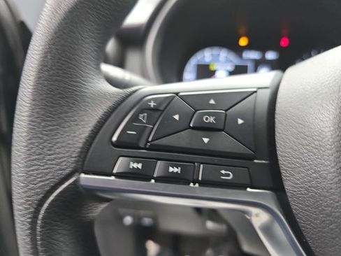 Used 2024 Nissan Kicks SV image 36