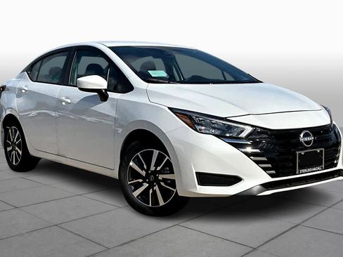 New 2025 Nissan Versa SV w/ Trunk Package image 2