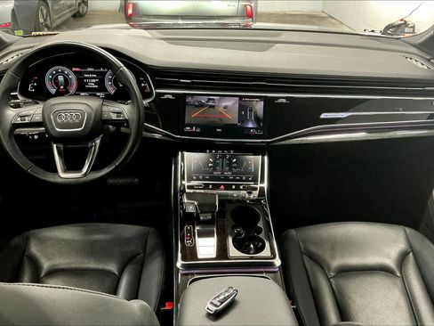Used 2022 Audi Q7 3.0T Prestige image 17