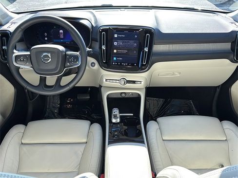 Used 2023 Volvo XC40 B5 Ultimate w/ Protection Package Premier image 10