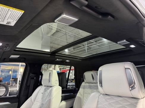 Used 2026 Cadillac Escalade Platinum Sport image 8