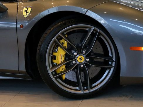 Certified 2019 Ferrari 488 GTB RWD image 78