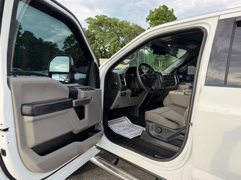 Used 2018 Ford F250 XLT AWD/4WD image 11