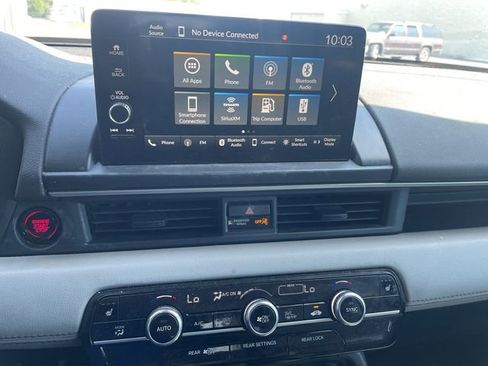 Used 2023 Honda Pilot EX-L image 7
