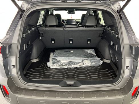 New 2026 Subaru Outback Limited image 25