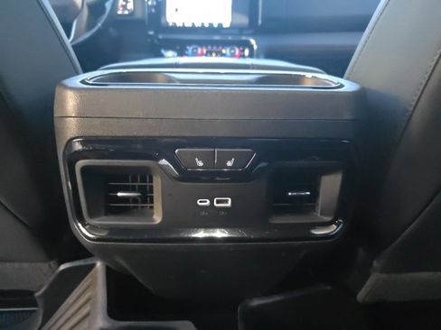 Used 2023 GMC Sierra 1500 AT4 w/ AT4 Premium Package image 31