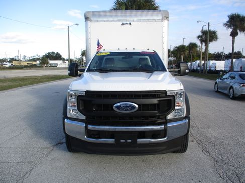 Used 2020 Ford F550 2WD Regular Cab Super Duty image 2