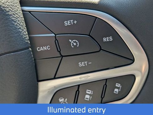 New 2027 Chrysler Pacifica Select FWD image 21