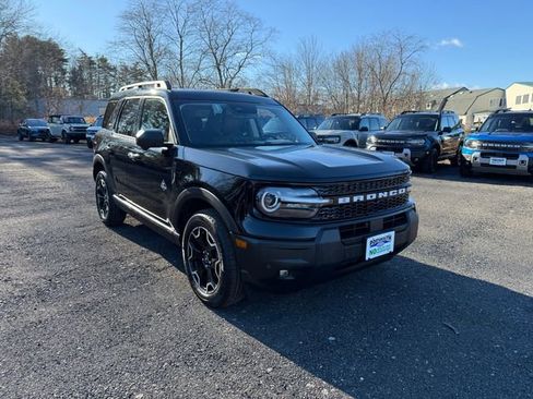 Used 2025 Ford Bronco Sport Outer Banks w/ Outer Banks Tech Package+ image 22