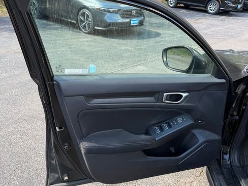 Used 2022 Honda Civic Sport image 13