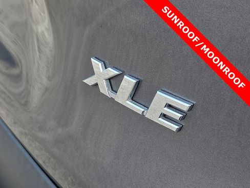 Used 2024 Toyota RAV4 XLE Premium image 8