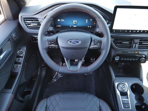 Used 2023 Ford Escape ST-Line Elite w/ Premium Technology Package AWD/4WD image 19