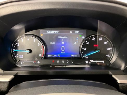 Used 2021 Ford Explorer XLT w/ Equipment Group 202A RWD image 24
