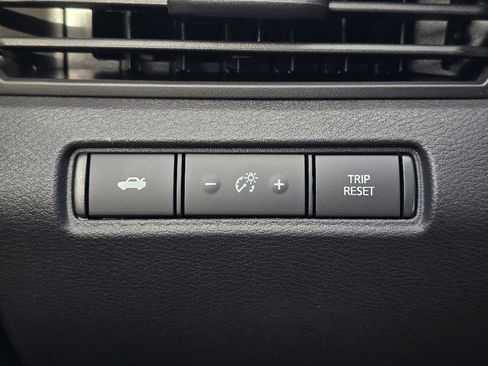 Certified 2025 Nissan Altima 2.5 SR image 21