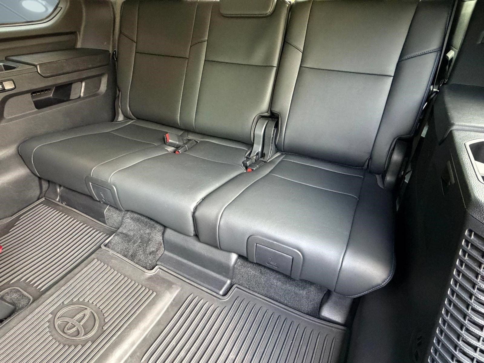 Used 2024 Toyota Sequoia Platinum AWD/4WD image 34