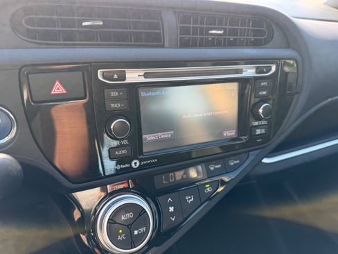 Used 2015 Toyota Prius C Three FWD image 13