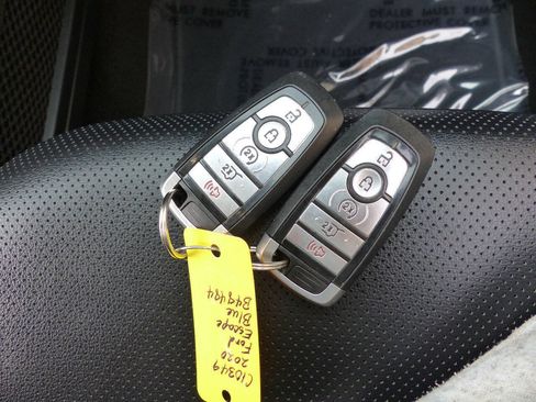 Used 2020 Ford Escape SEL AWD/4WD image 53