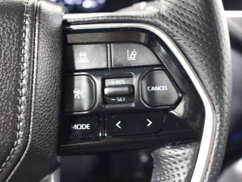 Used 2025 Toyota Sequoia Platinum AWD/4WD image 13
