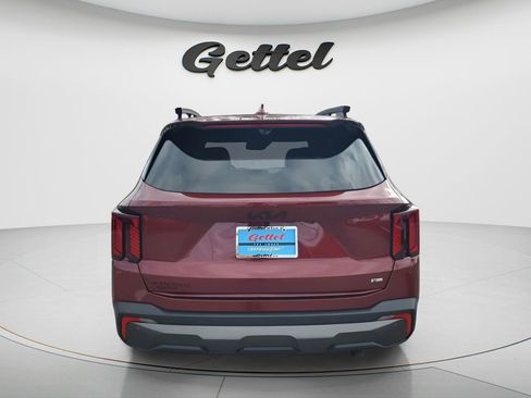 Used 2025 Kia Sorento SX Prestige w/ Olive Brown Leather Package image 12