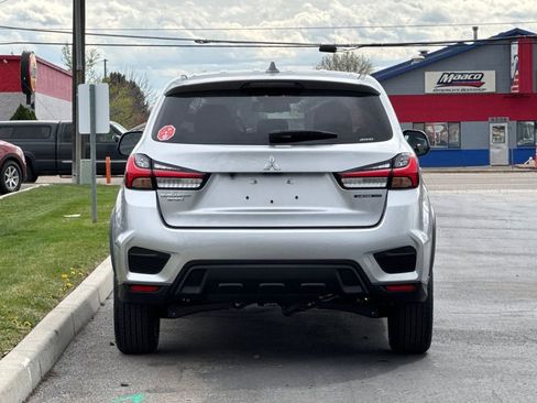 New 2026 Mitsubishi Outlander Sport LE AWD/4WD image 5