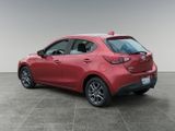 Used 2020 Toyota Yaris LE image 3