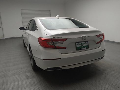 Used 2019 Honda Accord EX image 6
