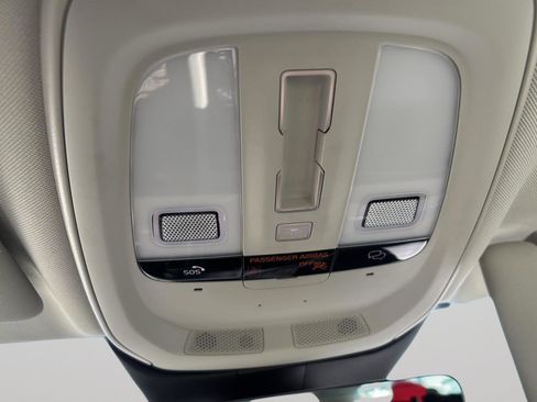 Used 2024 Volvo S60 B5 Plus w/ Climate Package image 27