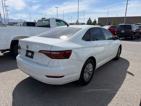 Used 2019 Volkswagen Jetta S w/ Driver Assistance Package image 11