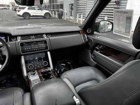 Used 2020 Land Rover Range Rover HSE image 17