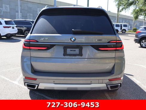 Used 2024 BMW X7 xDrive40i w/ Premium Package image 7