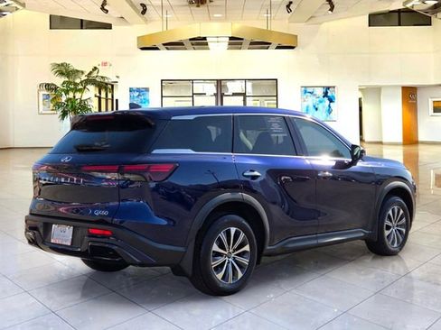 Certified 2025 INFINITI QX60 Pure FWD image 5