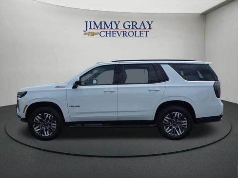 New 2026 Chevrolet Tahoe Z71 w/ Comfort Package AWD/4WD image 2