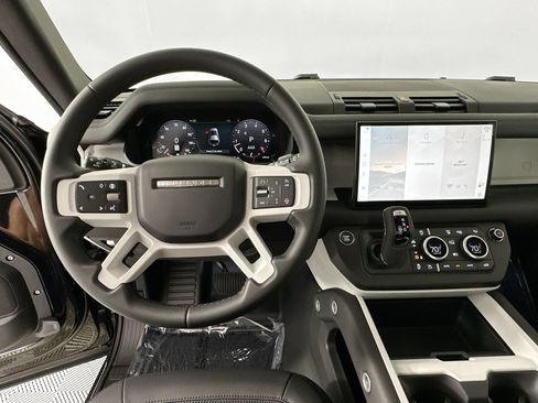 Used 2025 Land Rover Defender 110 S AWD/4WD image 11