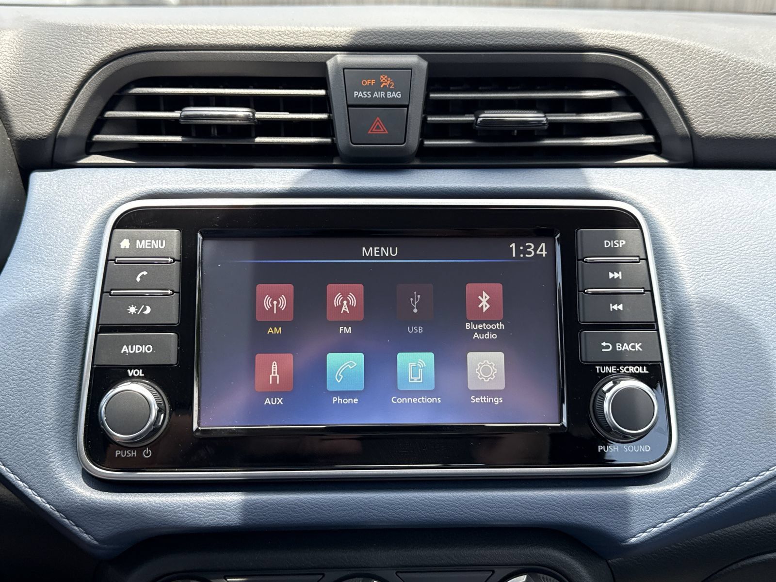 Used 2025 Nissan Versa SV w/ Trunk Package FWD image 21