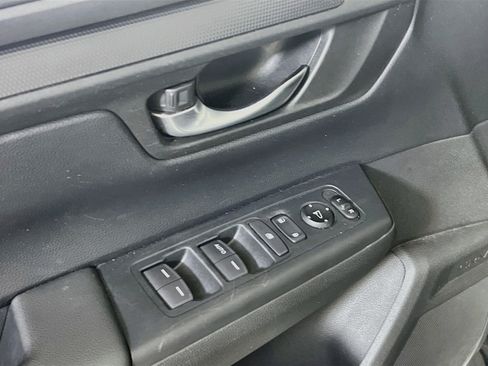 Used 2023 Honda CR-V LX image 17