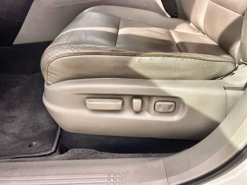 Used 2012 Honda Pilot Touring image 31