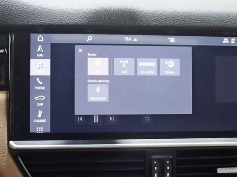 Used 2019 Porsche Cayenne E-Hybrid AWD/4WD image 24