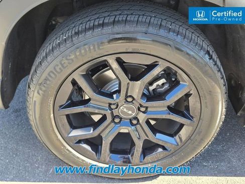 Certified 2025 Honda Pilot Touring image 10