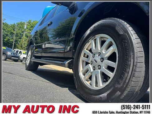 Used 2012 Ford Expedition Limited AWD/4WD image 8
