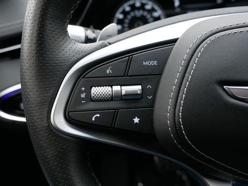 Used 2025 Genesis GV70 3.5T Sport w/ Sport Advanced Package image 31