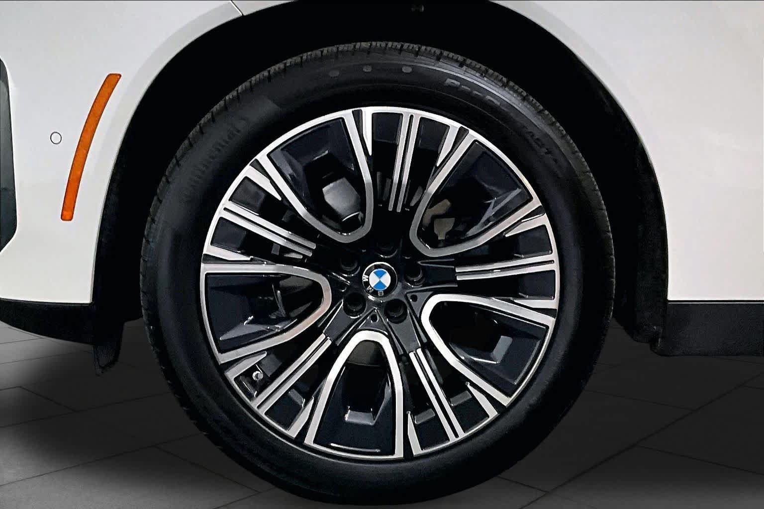 Used 2025 BMW X3 xDrive30i w/ Premium Package AWD/4WD image 11