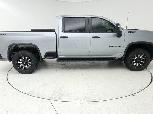 Used 2026 Chevrolet Silverado 2500 Custom w/ Custom Value Package AWD/4WD image 8