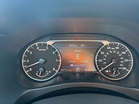 Used 2025 Nissan Altima 2.5 SV image 4