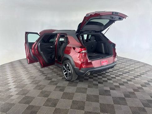 Used 2023 Chevrolet TrailBlazer RS w/ Convenience Package FWD image 16