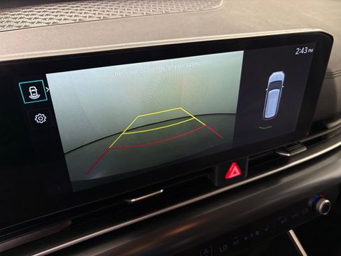 Used 2025 Kia Carnival image 26