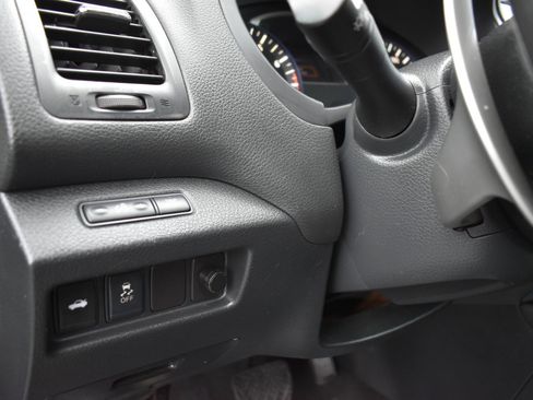 Used 2016 Nissan Altima 3.5 SR image 39