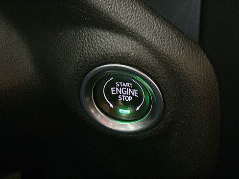 Used 2020 Chevrolet Silverado 1500 LT w/ All-Star Edition image 27