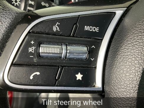 Certified 2023 Kia Forte LXS image 22