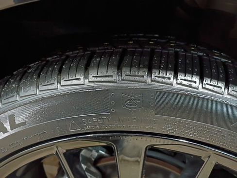 Used 2024 Toyota Camry XSE image 7