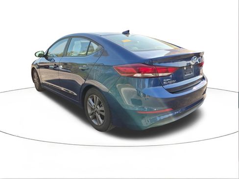 Used 2018 Hyundai Elantra SEL image 3